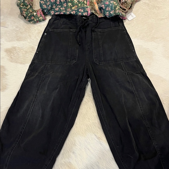 We The Free Silverton Puddle Barrel Jeans - Picture 4 of 13